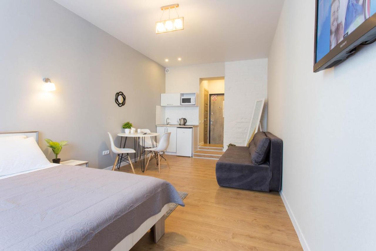 Modern Studio Beside Metro Yaroslava Mudroho, Universytet - Chernyshevska Str 95-7 خاركيف المظهر الخارجي الصورة