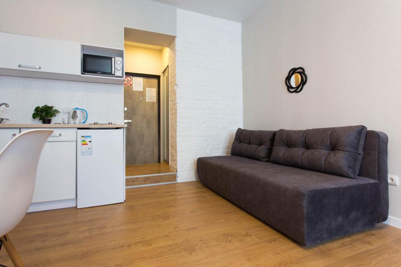 Modern Studio Beside Metro Yaroslava Mudroho, Universytet - Chernyshevska Str 95-7 خاركيف المظهر الخارجي الصورة