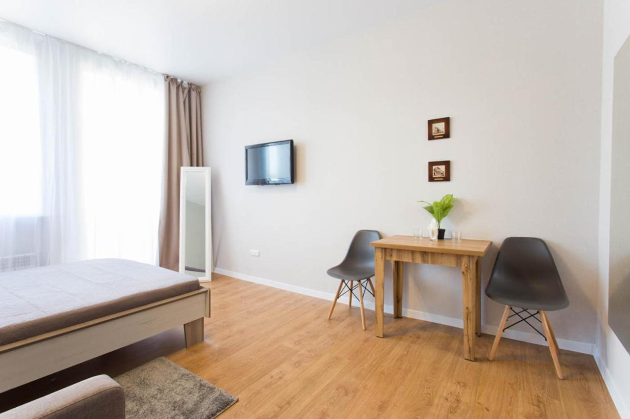 Modern Studio Beside Metro Yaroslava Mudroho, Universytet - Chernyshevska Str 95-7 خاركيف المظهر الخارجي الصورة