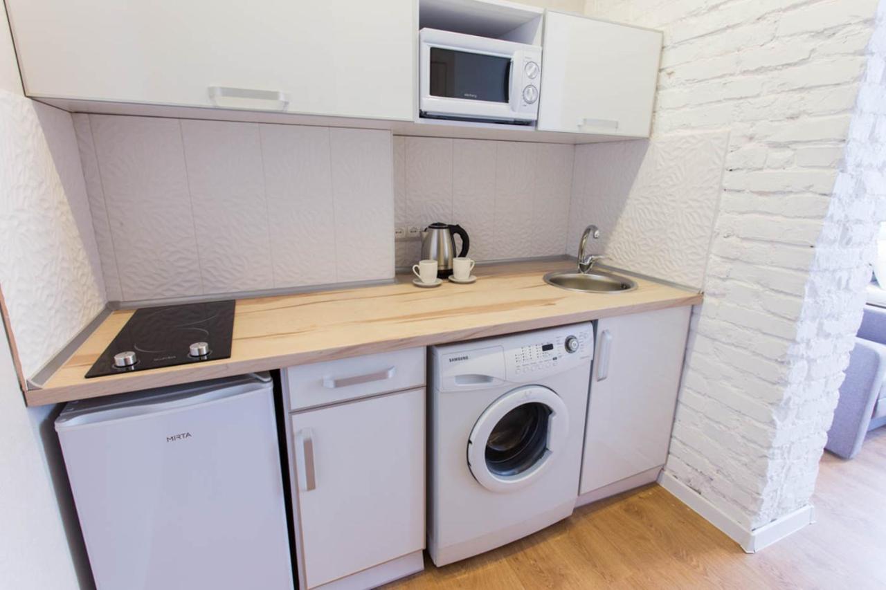 Modern Studio Beside Metro Yaroslava Mudroho, Universytet - Chernyshevska Str 95-7 خاركيف المظهر الخارجي الصورة