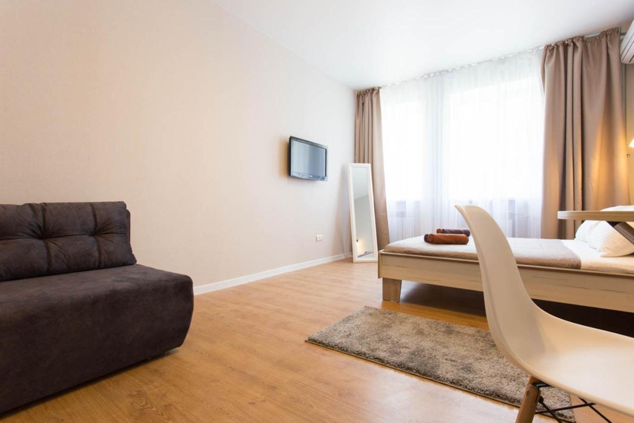 Modern Studio Beside Metro Yaroslava Mudroho, Universytet - Chernyshevska Str 95-7 خاركيف المظهر الخارجي الصورة