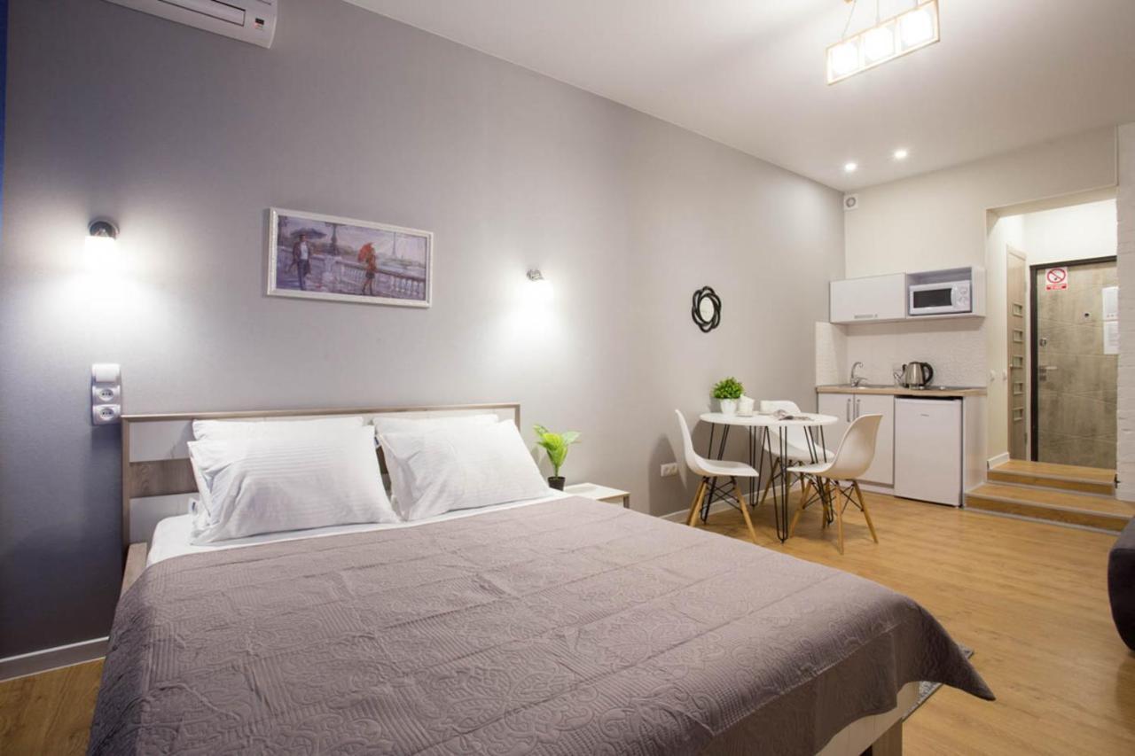 Modern Studio Beside Metro Yaroslava Mudroho, Universytet - Chernyshevska Str 95-7 خاركيف المظهر الخارجي الصورة