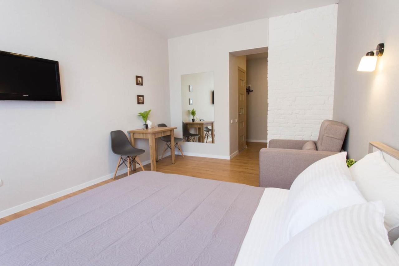 Modern Studio Beside Metro Yaroslava Mudroho, Universytet - Chernyshevska Str 95-7 خاركيف المظهر الخارجي الصورة