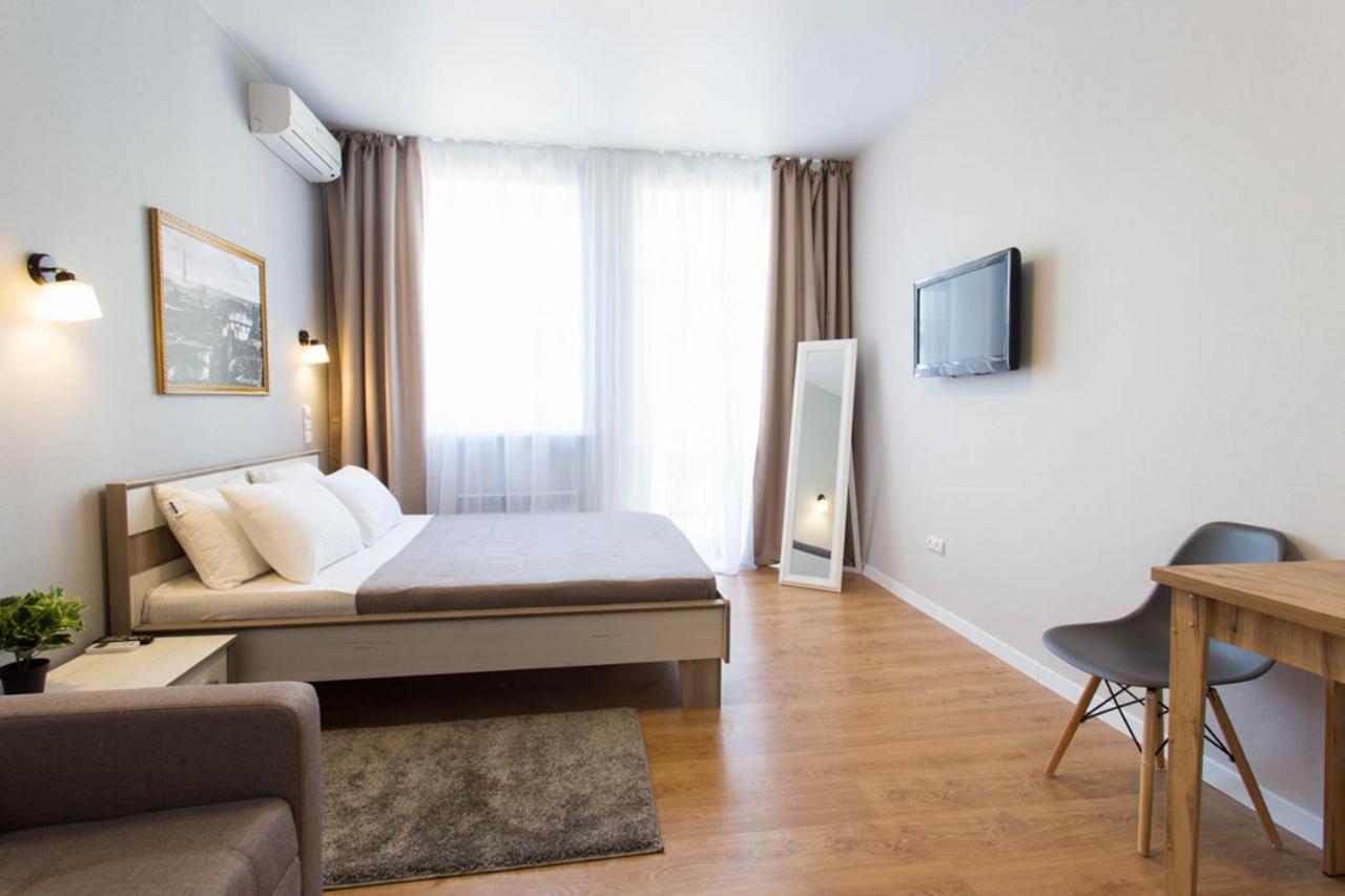 Modern Studio Beside Metro Yaroslava Mudroho, Universytet - Chernyshevska Str 95-7 خاركيف المظهر الخارجي الصورة