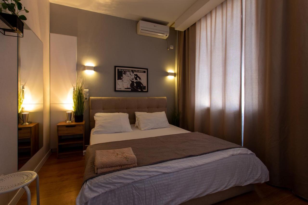 Modern Studio Beside Metro Yaroslava Mudroho, Universytet - Chernyshevska Str 95-7 خاركيف المظهر الخارجي الصورة