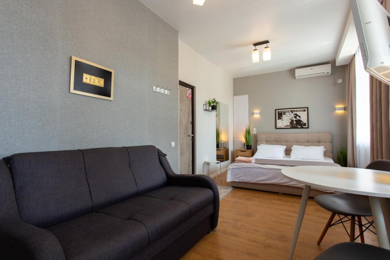 Modern Studio Beside Metro Yaroslava Mudroho, Universytet - Chernyshevska Str 95-7 خاركيف المظهر الخارجي الصورة