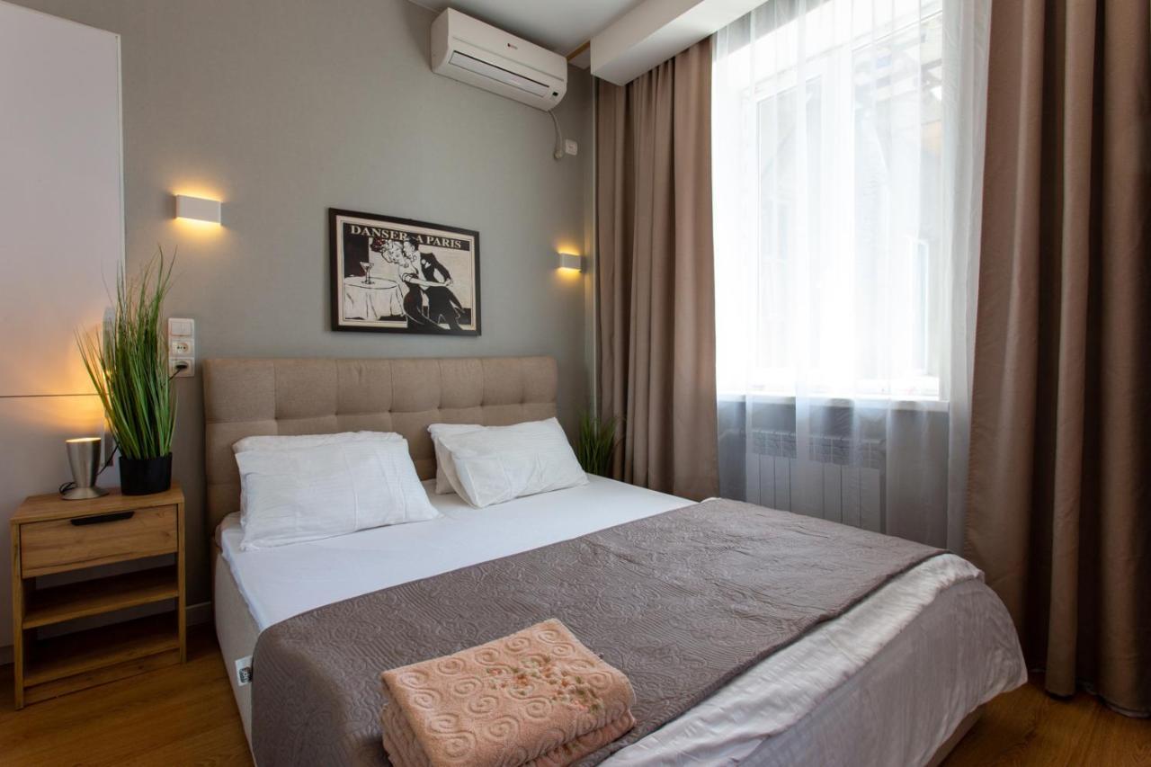 Modern Studio Beside Metro Yaroslava Mudroho, Universytet - Chernyshevska Str 95-7 خاركيف المظهر الخارجي الصورة